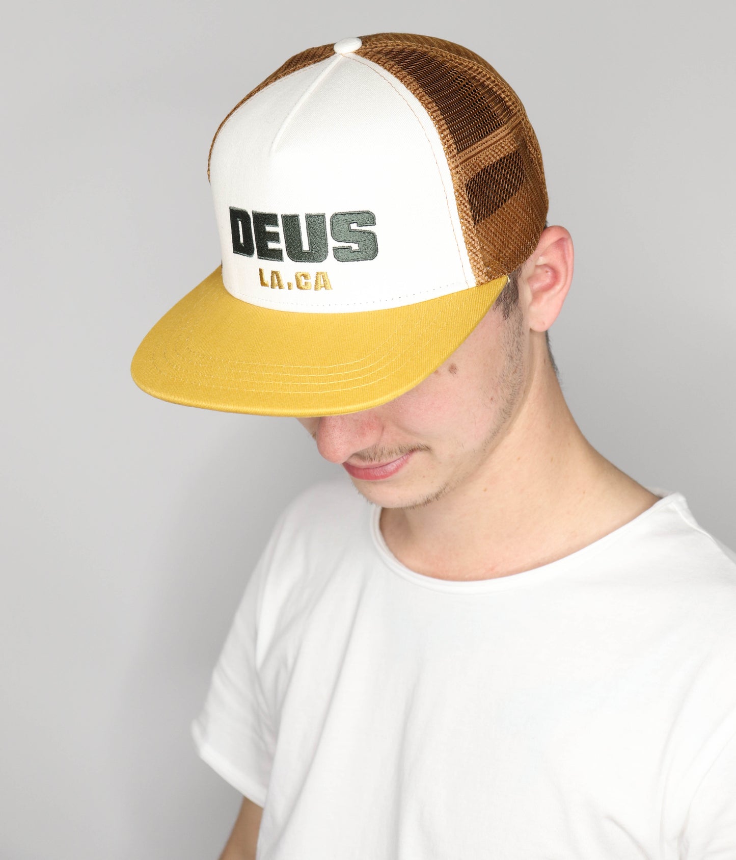 Akin Trucker mustard