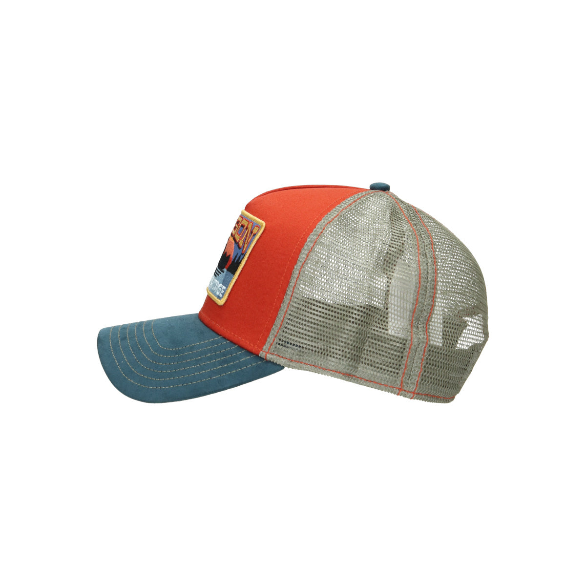 Trucker Cap Canoe red blue