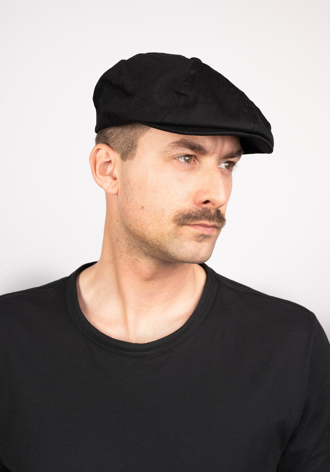 Brood Snap Cap black black