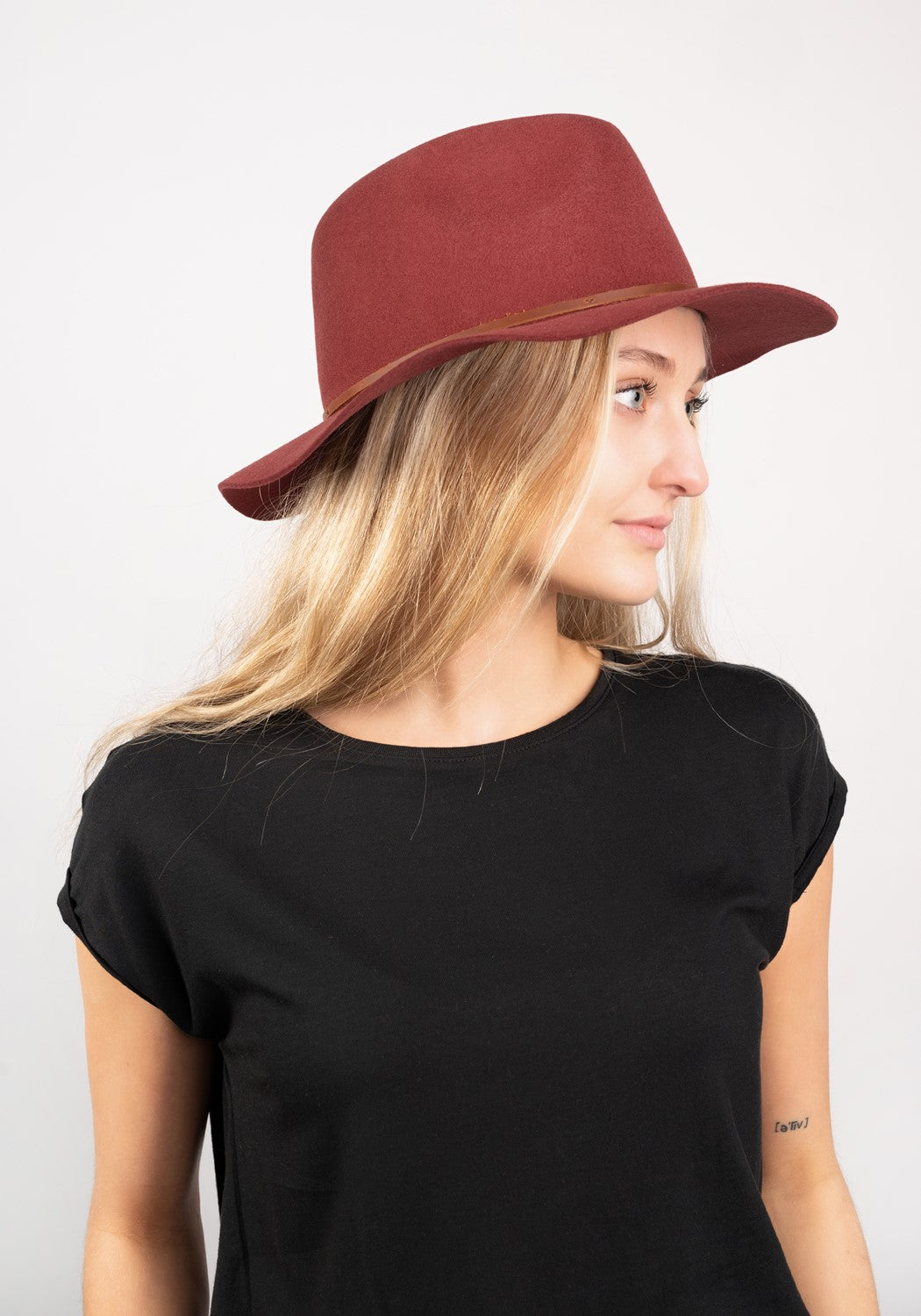 Wesley Fedora dark brick red