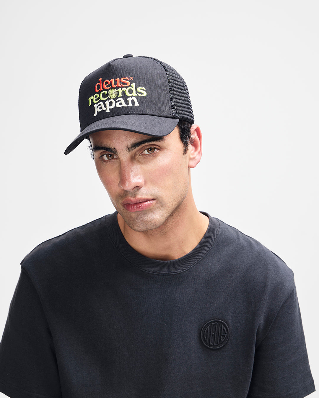 Strata Trucker black