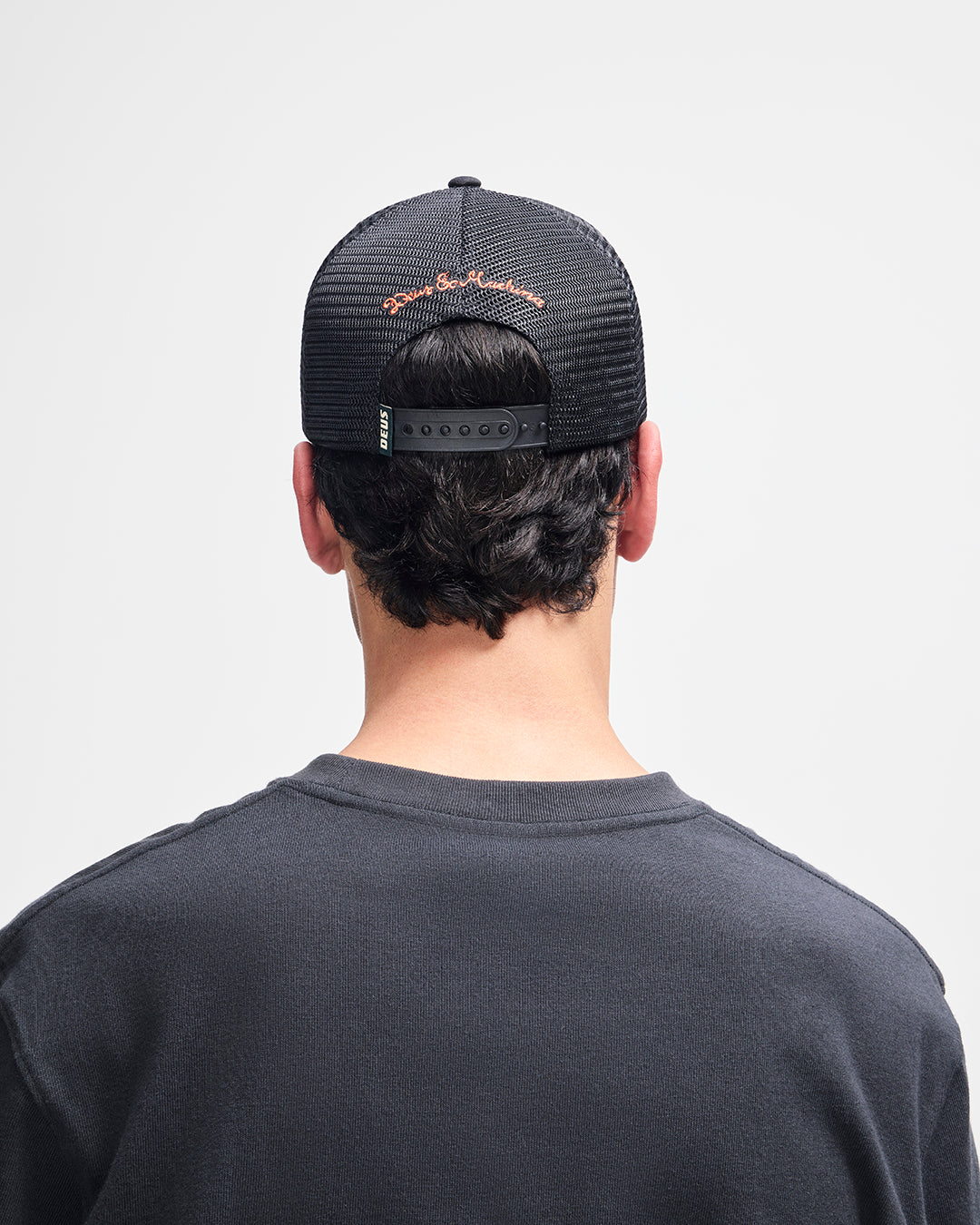 Strata Trucker black