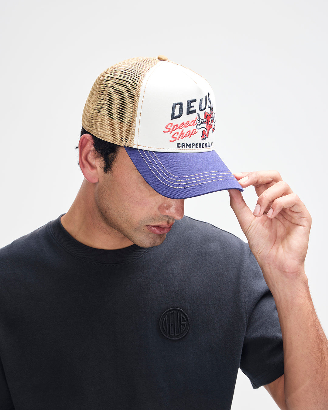 Dogleg Trucker dirty white