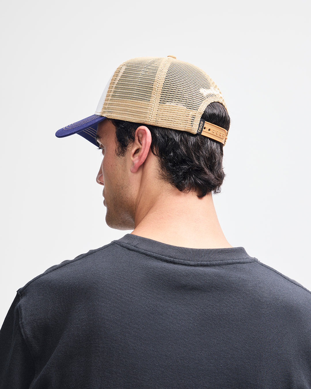 Dogleg Trucker dirty white