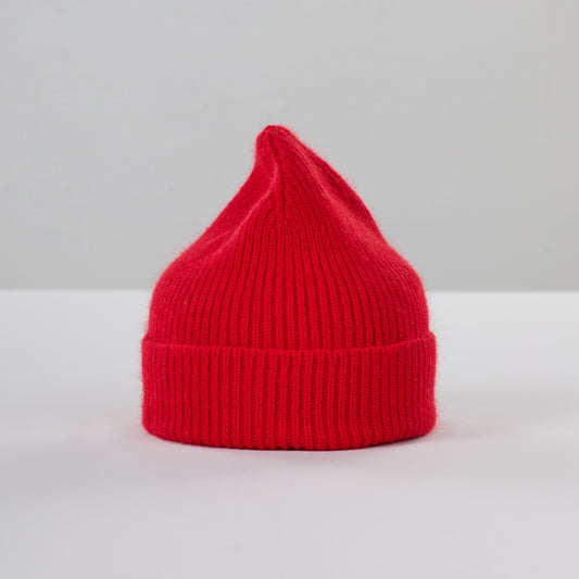 Beanie crimson
