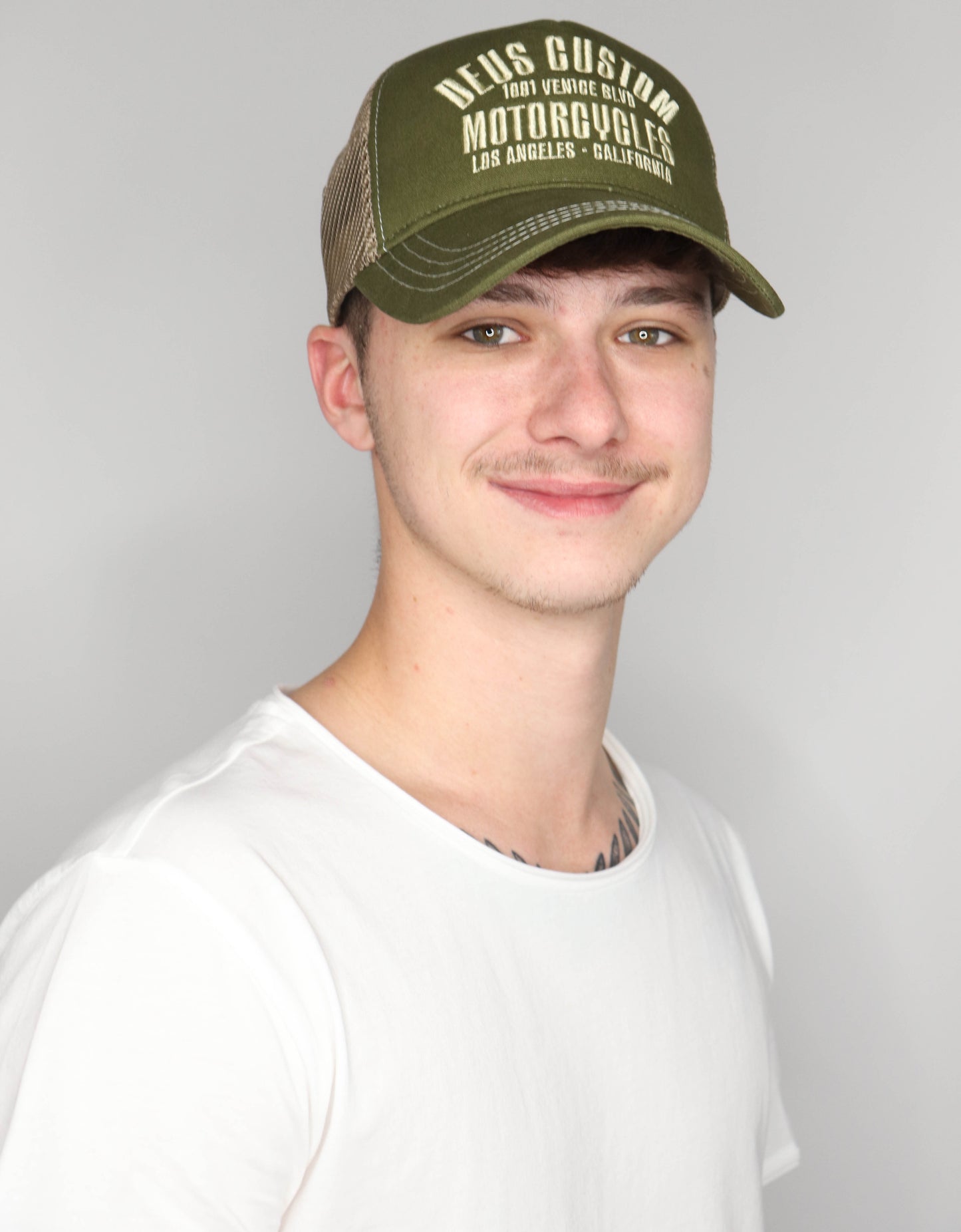 Reggie Trucker DMF237006 olive
