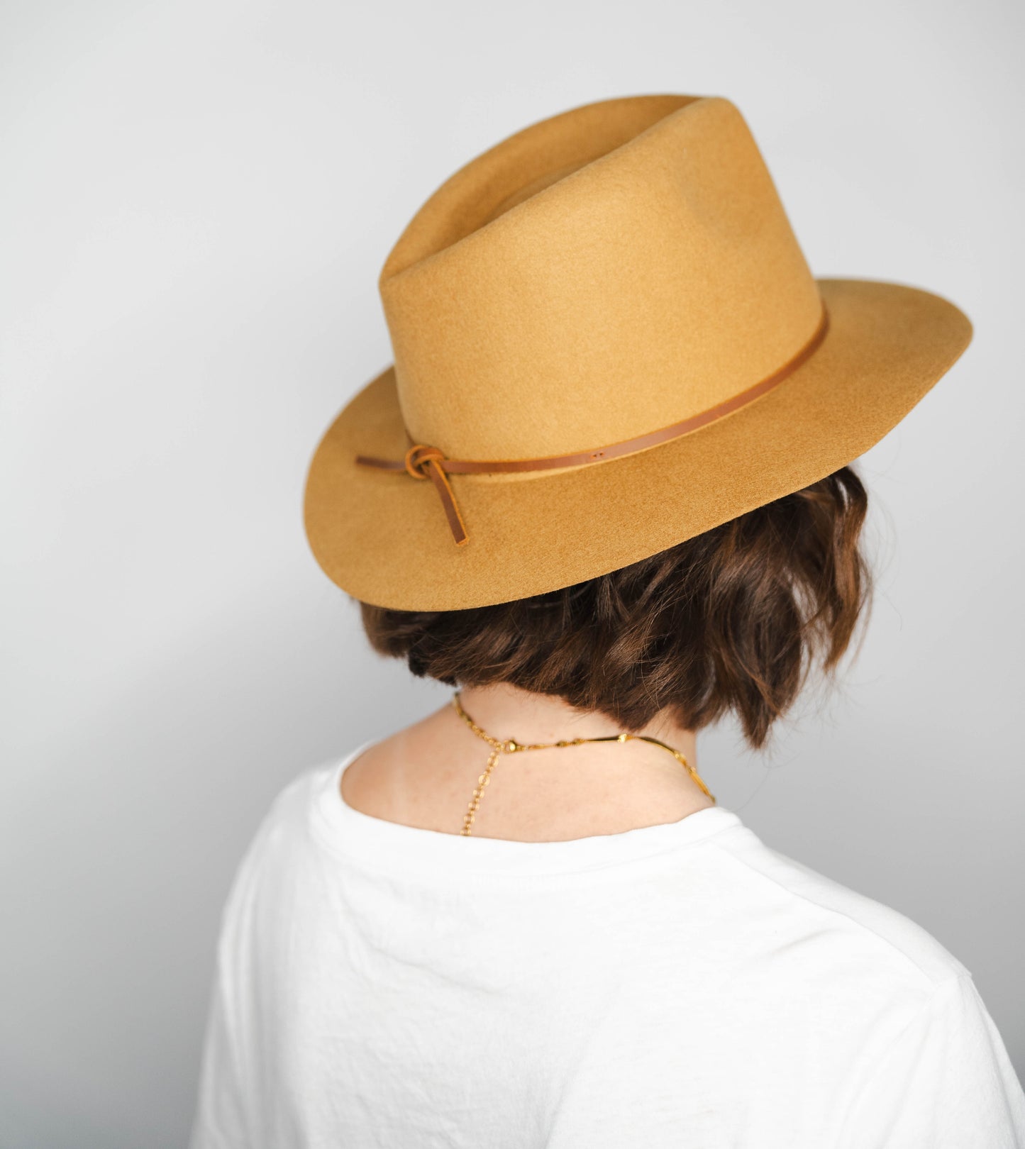 Wesley Packable Fedora golden brown brown